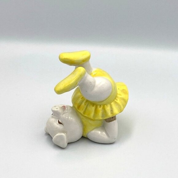Vintage Fitz & Floyd Pig Tumbling Ballerina Figurine Ceramic 1972 Yellow Tutu - Picture 1 of 7